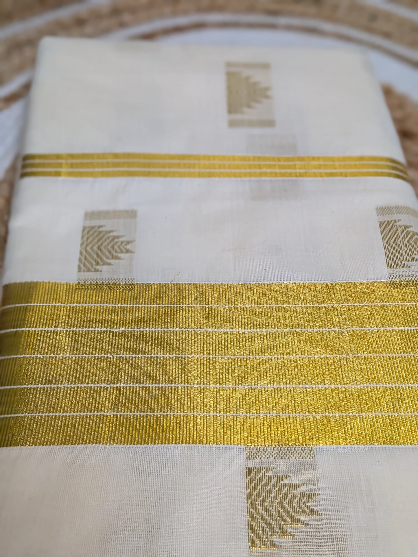Ponnonam – Kerala Cotton Set Saree with Temple Borders & Temple Motifs