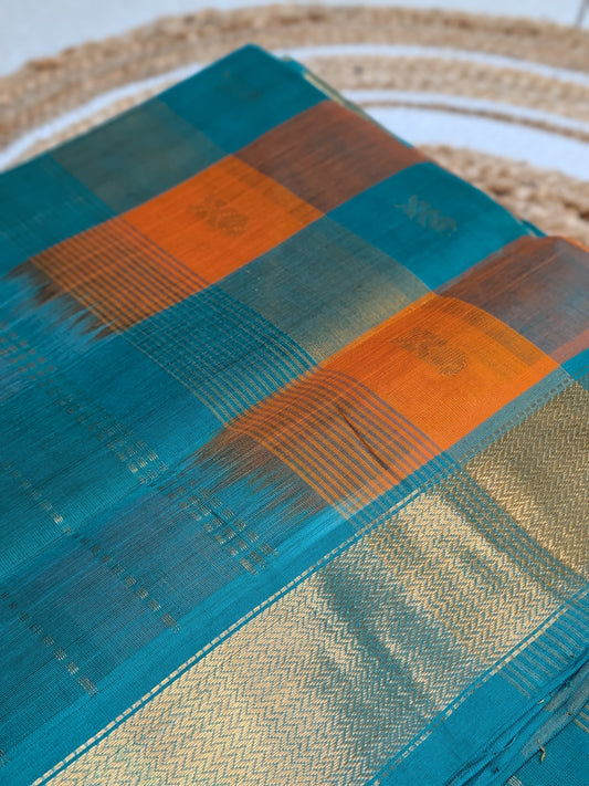 Paalum Pazhamum – Green & Orange Harmony