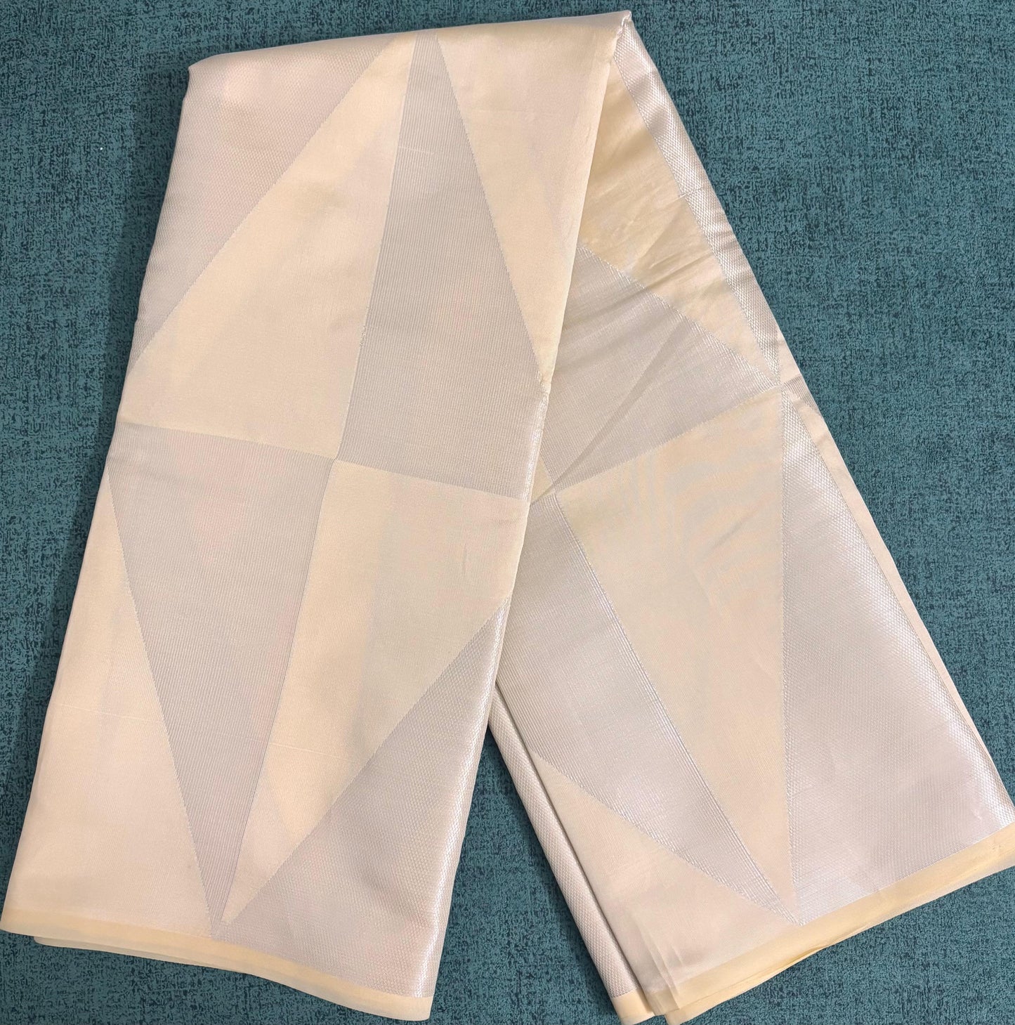 Svarna – Semi Banarasi Saree