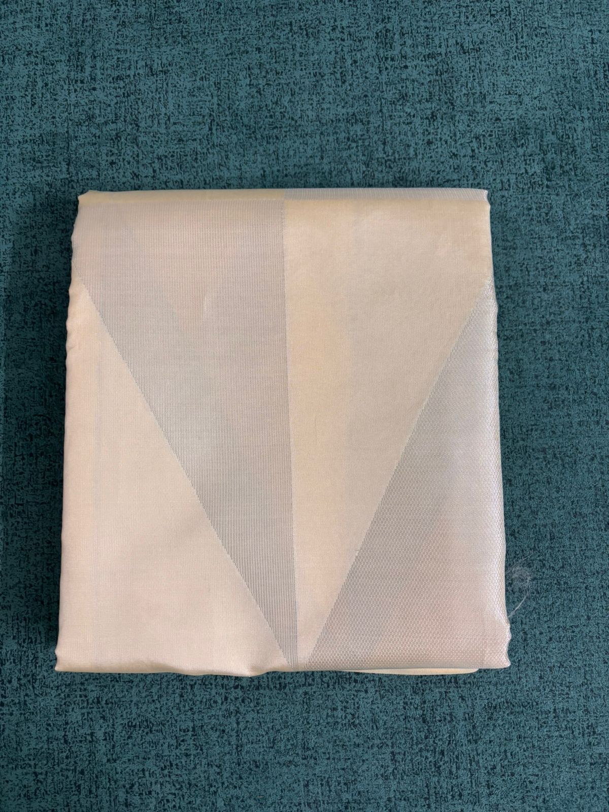Svarna – Semi Banarasi Saree