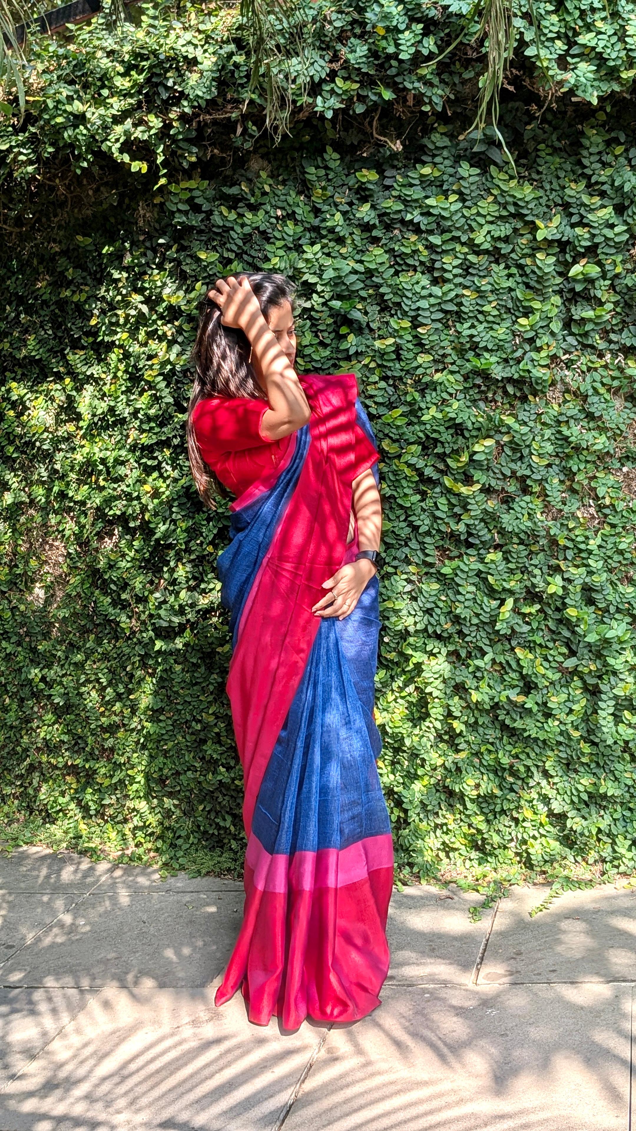 Neerja - Bold Elegance in Linen – NOOL