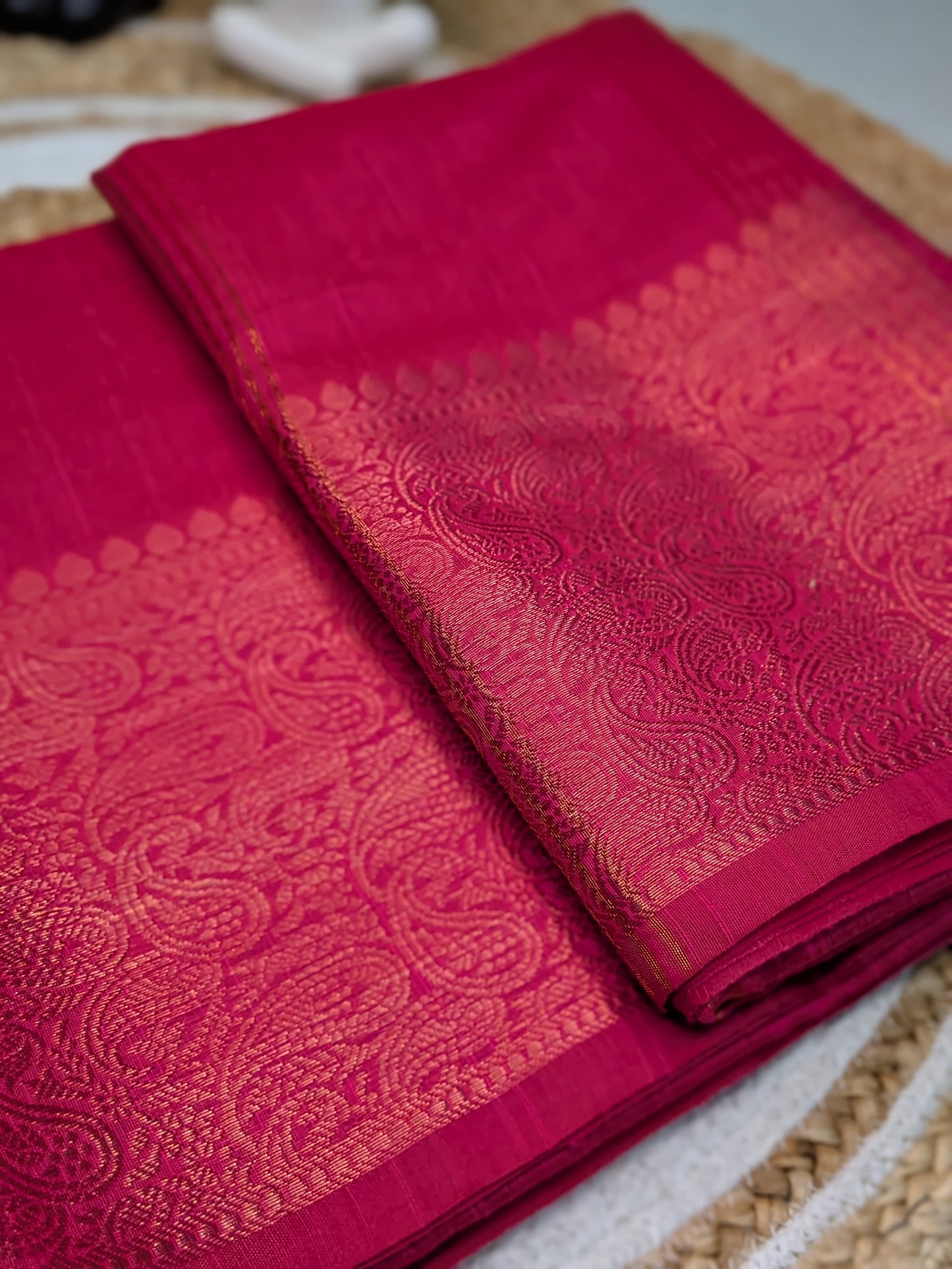 Svarna – Semi Banarasi Saree with Golden Zari Elegance