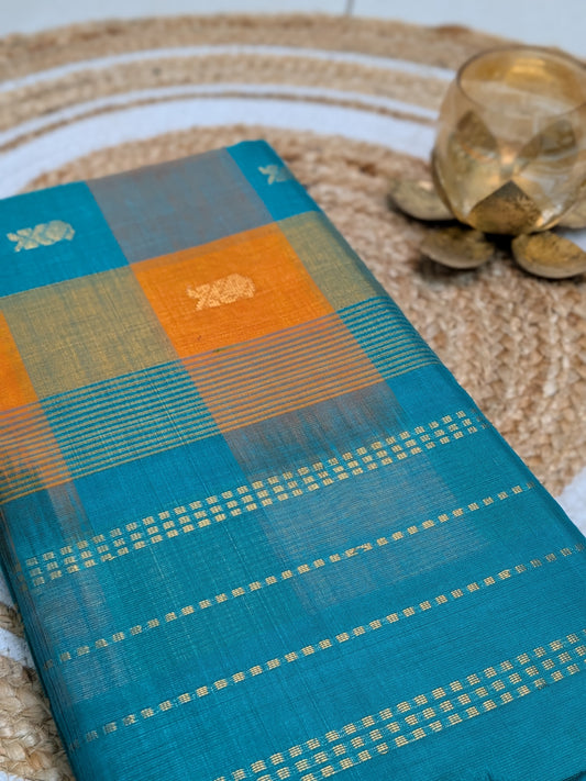 Paalum Pazhamum – Green & Orange Harmony