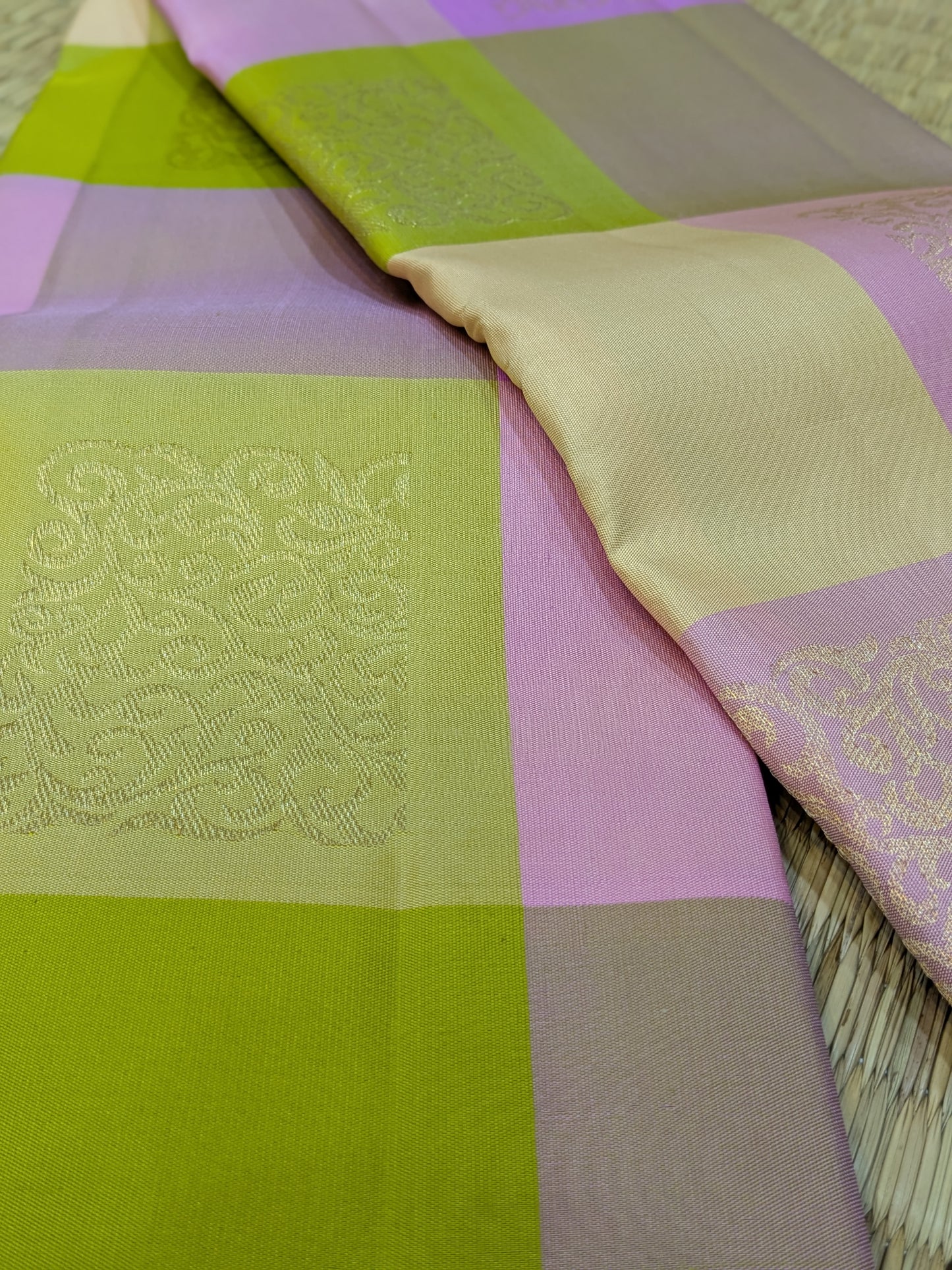 Paalum Pazhamum – Borderless Kanchipuram in Pastel Checks