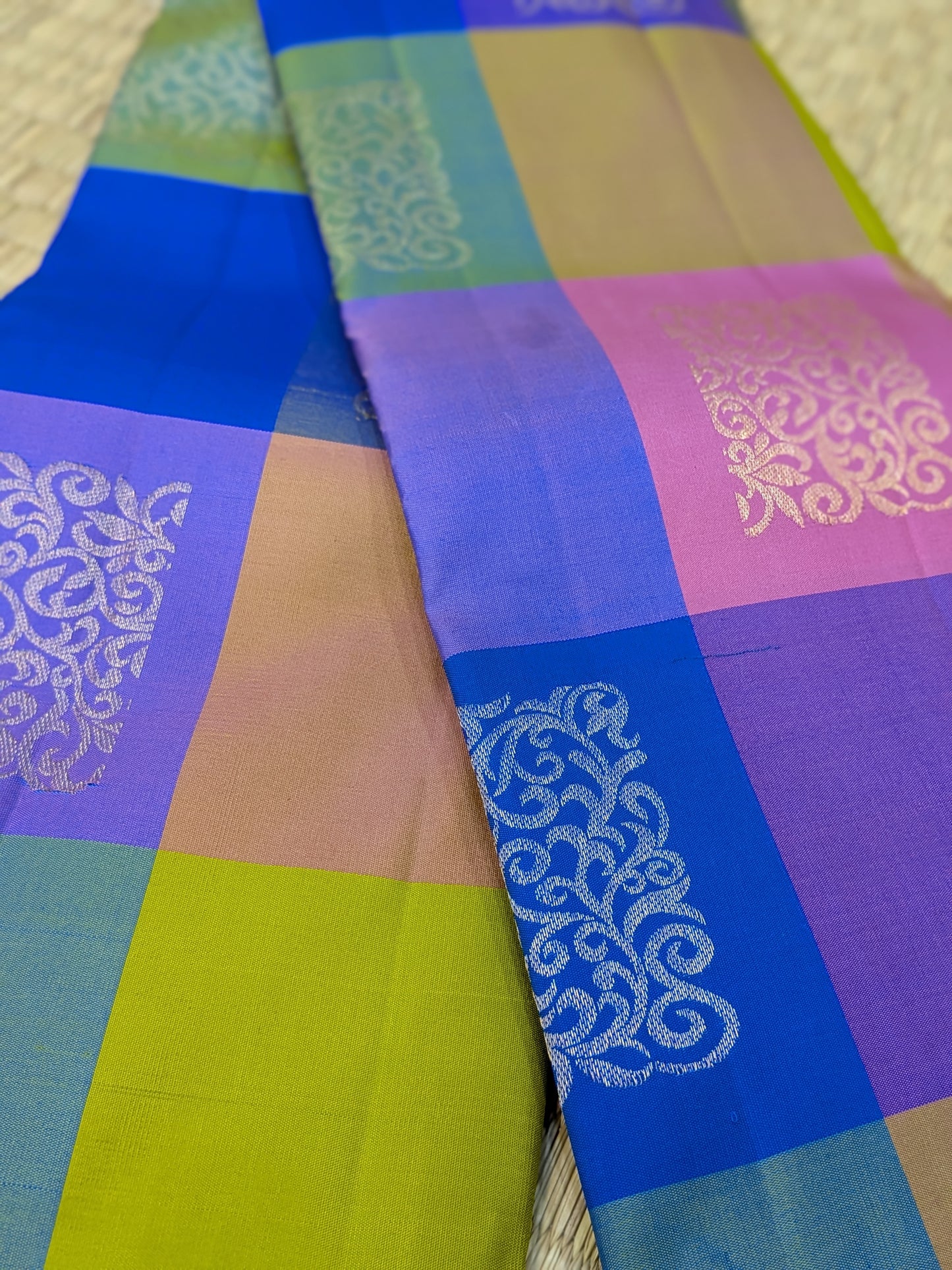 Paalum Pazhamum – Multicolour Kanchipuram Checked Silk Elegance