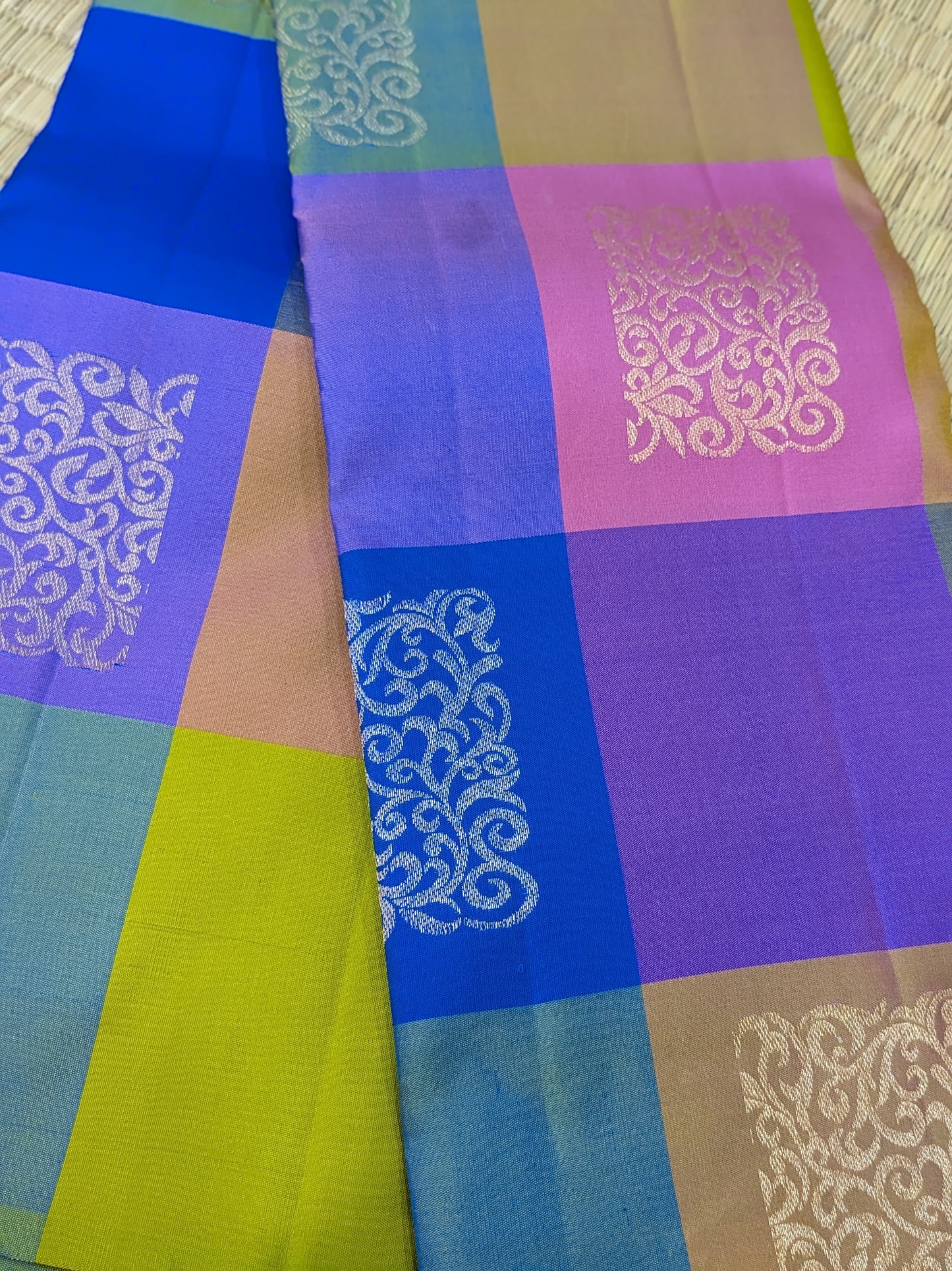 Paalum Pazhamum – Multicolour Kanchipuram Checked Silk Elegance