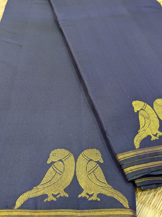 Taarakai – Kanchipuram Pure Handloom Silk in Navy Blue with Twin Birds Border