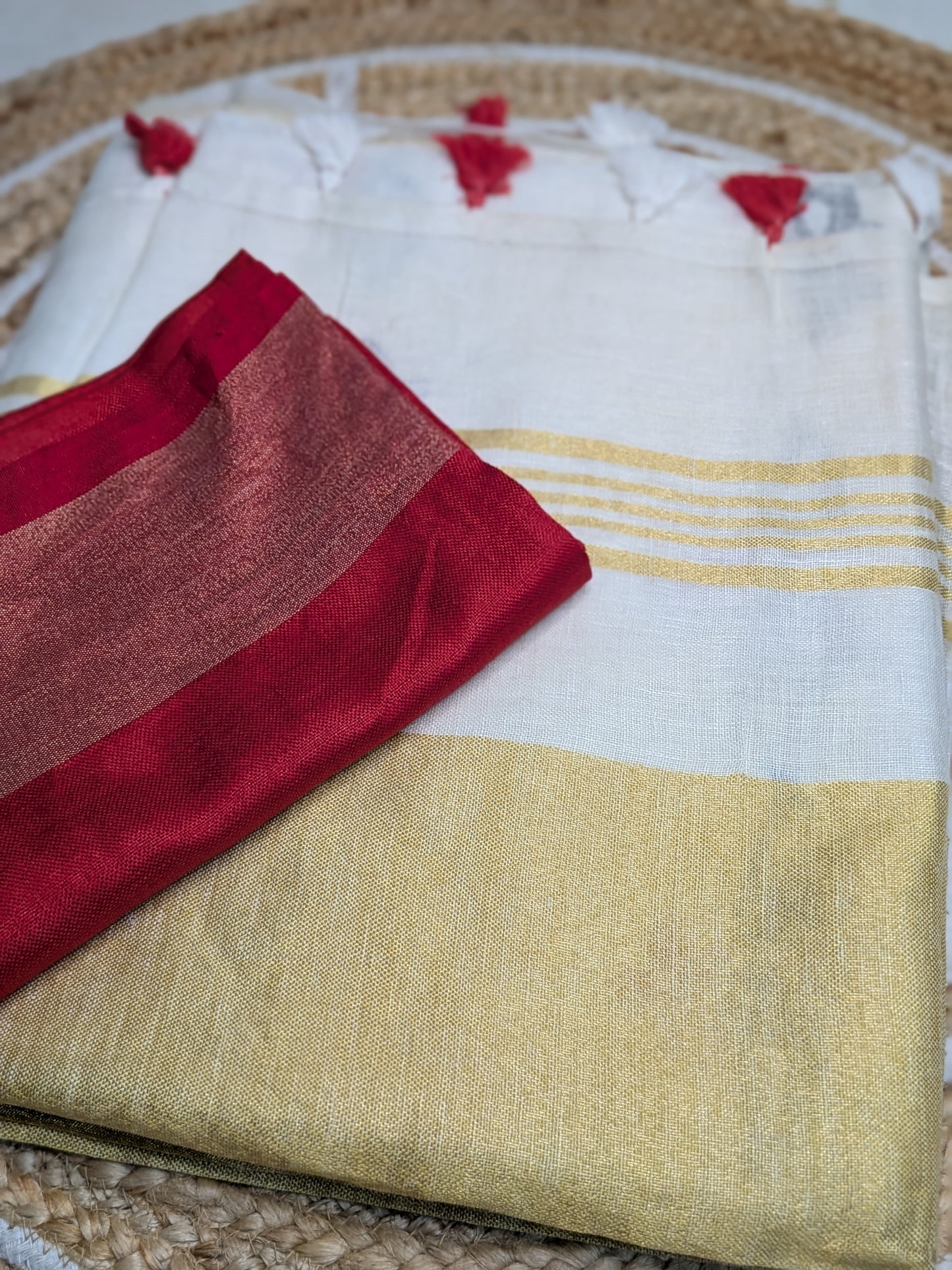 Neerja - Timeless Linen Charm