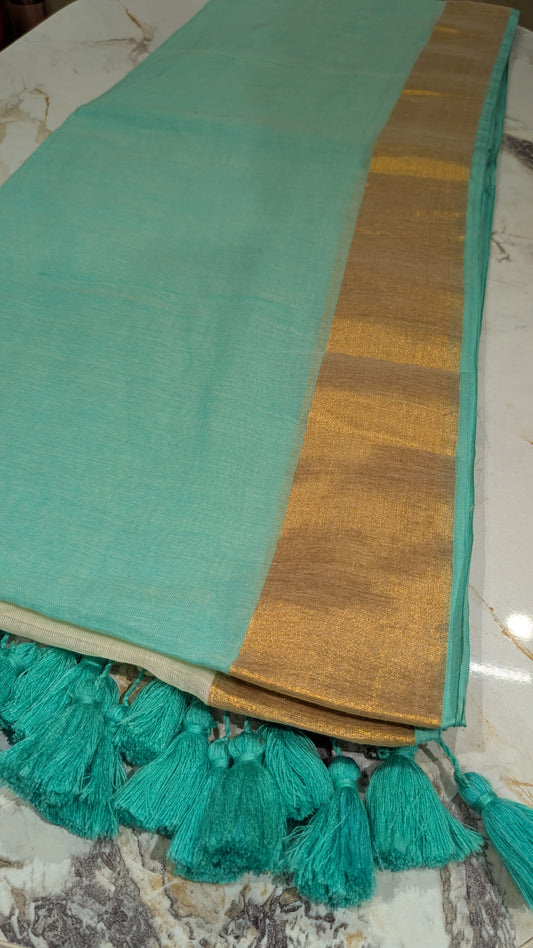 Mridula -Green & Off-White Mul Mul Cotton Kasavu Saree