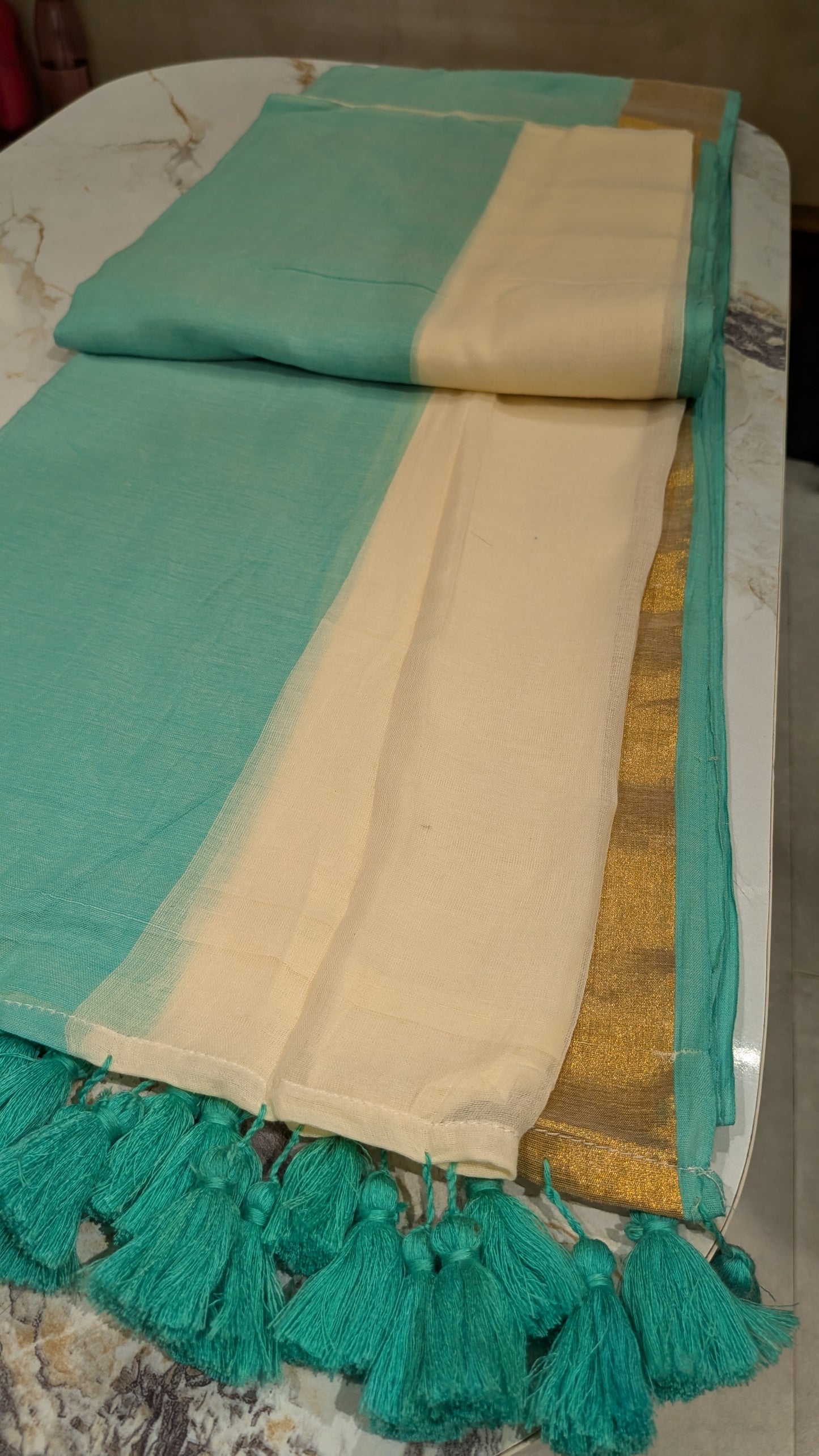 Mridula -Green & Off-White Mul Mul Cotton Kasavu Saree